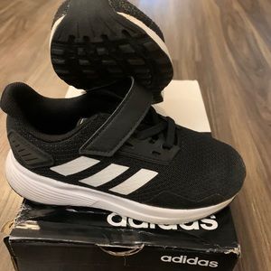 Toddler Adidas Duramo 91 shoes